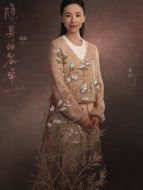 周蕓（董潔飾演）