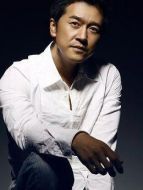 應大年（張帆飾演）