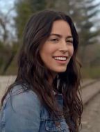 阿斯特·弗洛雷斯