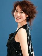 趙雪茹（康華飾演）