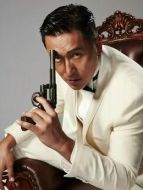 白龍飛（馬德鐘飾演）