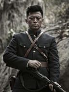 謝魁（張競(jìng)達(dá)飾演）