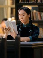 朱怡貞（童瑤飾演）