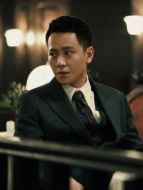 趙云飛（秦俊杰飾演）