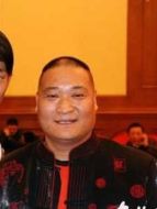 姚老嘎（路小波飾演）