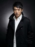 朱雁鳴（王新飾演）