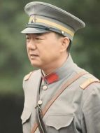 彭德懷（董勇飾演）