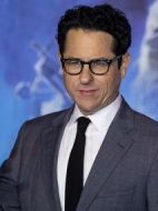 半上流社會(huì)劇情介紹(1-0全集)