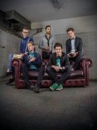 霓虹凡心第二季海報(bào)