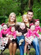 驚喜五胞胎海報(bào)